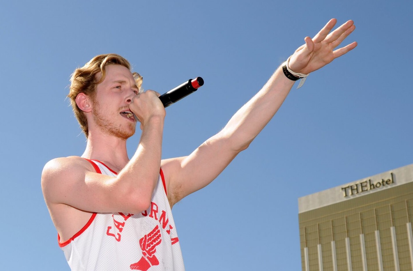Asher Roth Merch - Contact